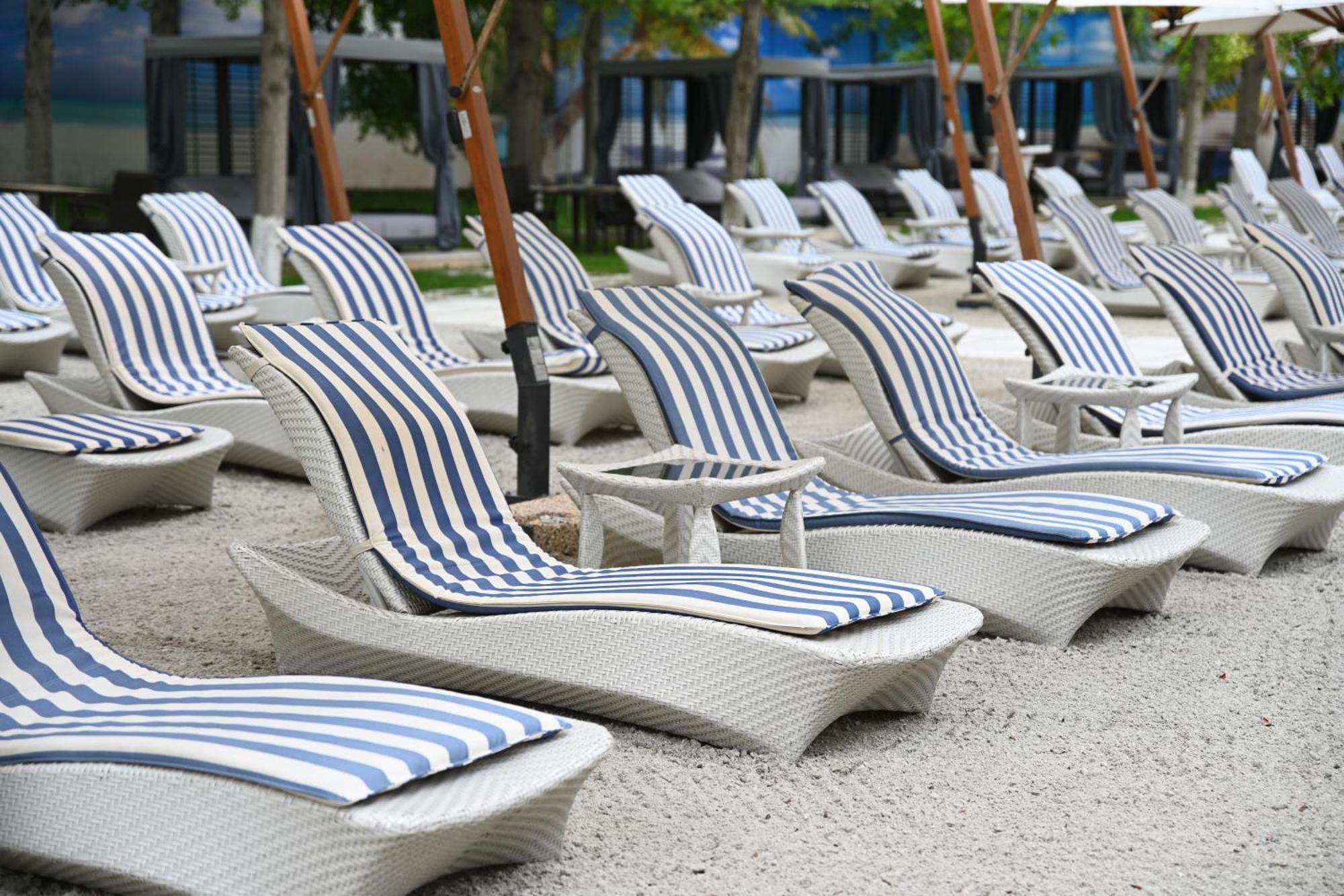 Multi Grand Pharaon Hotel Ptghni Exterior photo