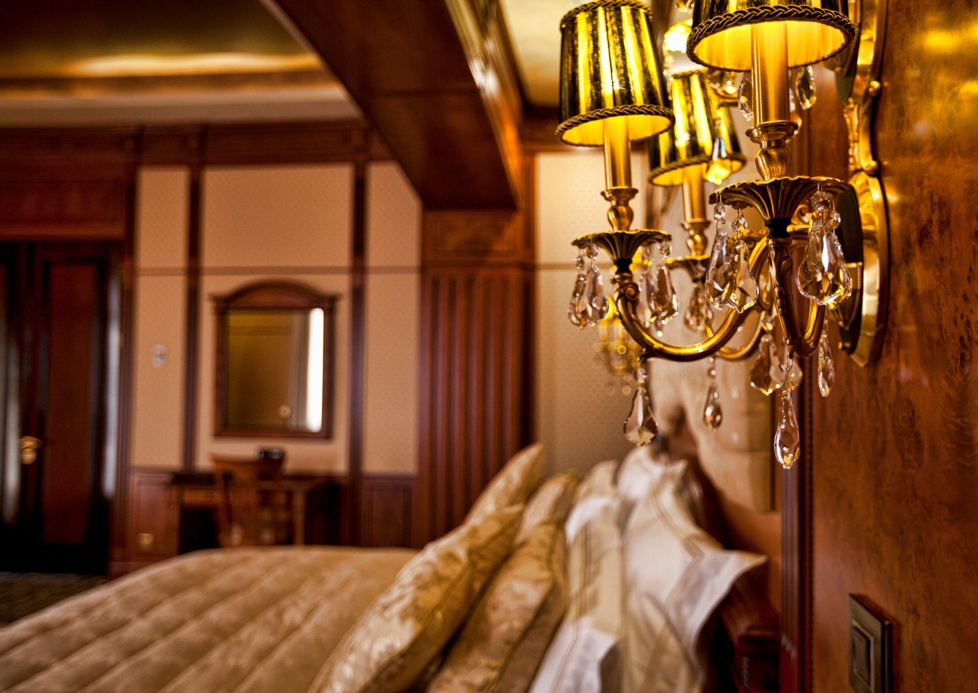 Multi Grand Pharaon Hotel Ptghni Exterior photo